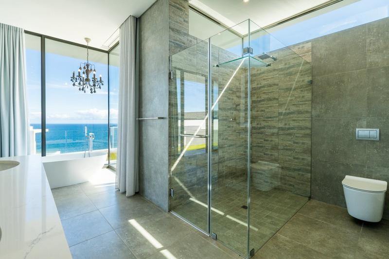 5 Bedroom Property for Sale in Pinnacle Point Golf Estate Western Cape